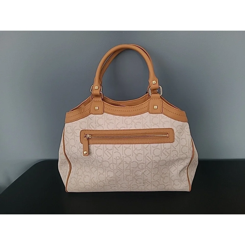 Calvin Klein Monogram CK Handbag‎ Hobo Bag Purse Off-White & Tan